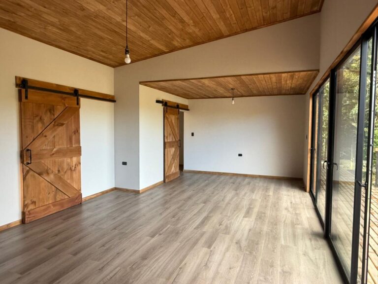 Pucón, casa nueva en condominio Urbano