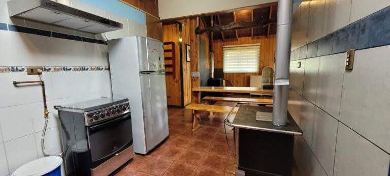 Venta, casa en gran terreno de Pucón!!