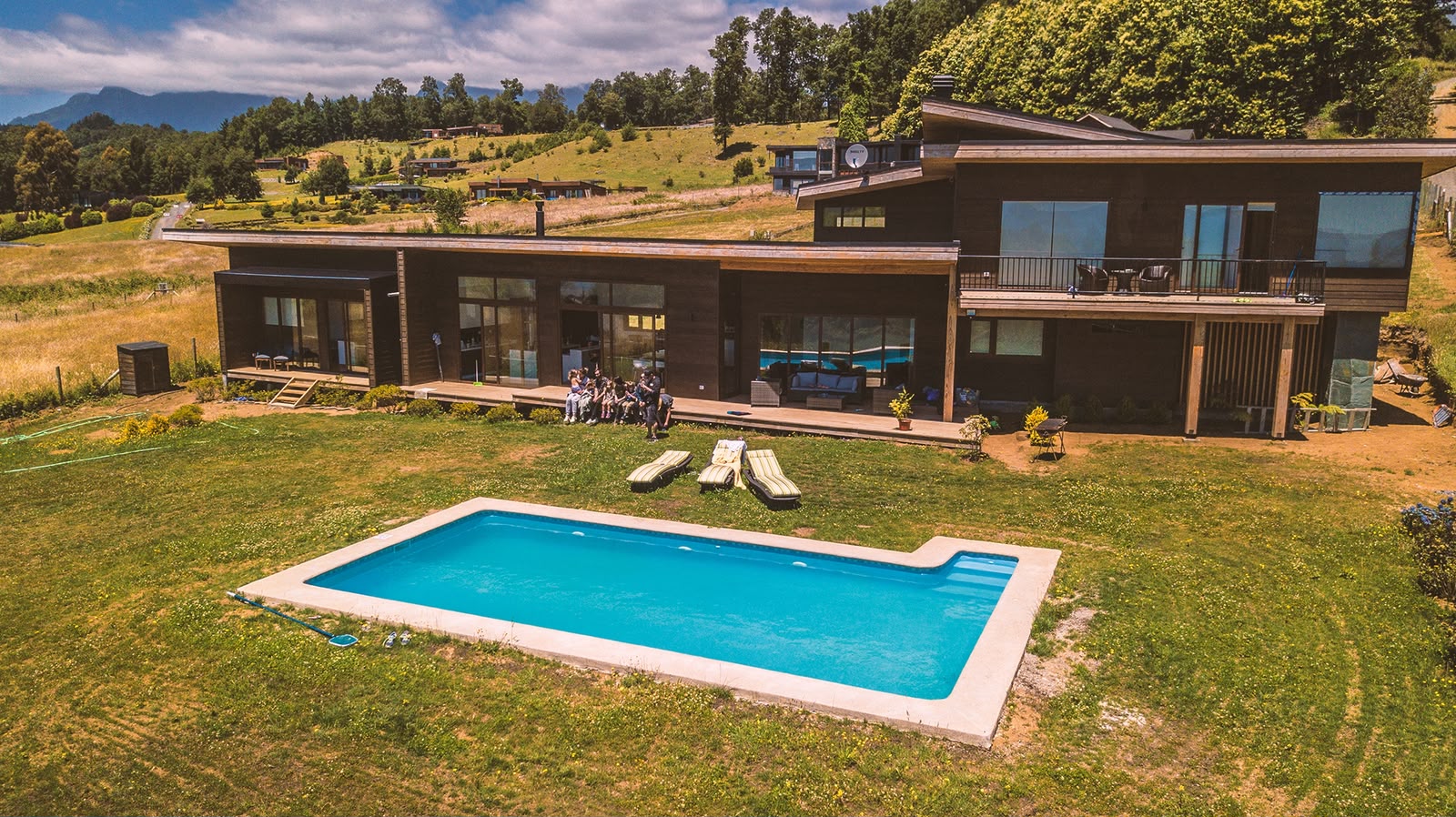 Pucón Espectacular casa en parcela - 01 Pucon Espectacular casa en parcela