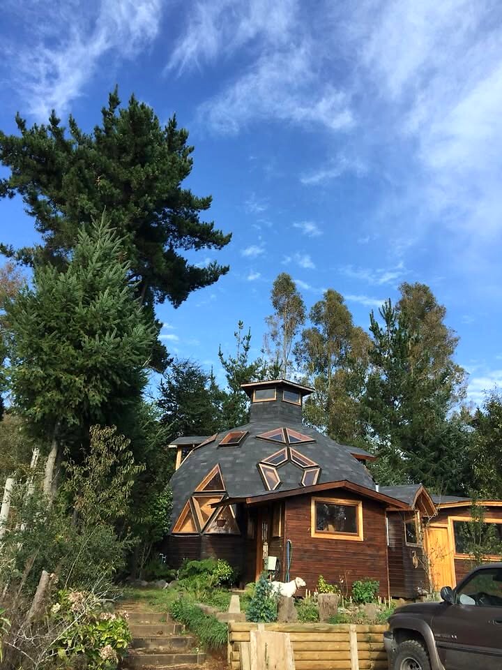 Venta de cómoda y acogedora casa en parcela - 01 casa domo geodesico pucon fachada