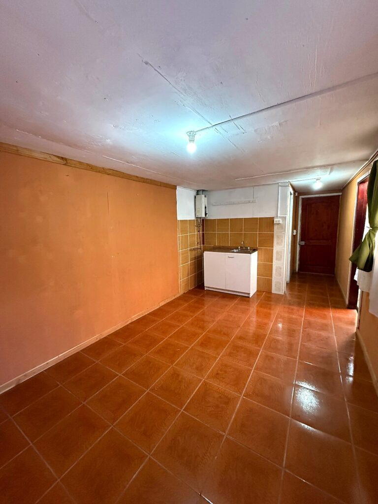 Pucón, en venta casa y departamento interior - 08 casa depto villa entre rios pucon depto interior cocina