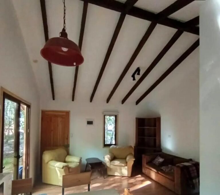 Tres casas en venta en Caburgua — Parcela de 5.000 m² - 08 casas caburgua lago living 1