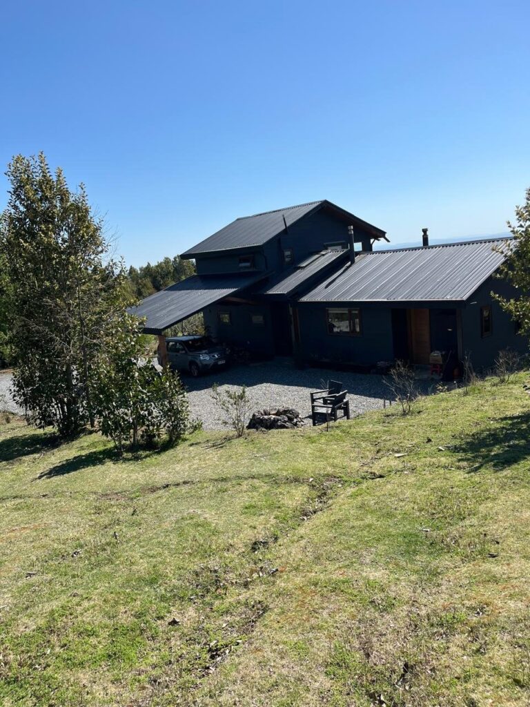 Casa con vistas increíbles al lago, parcela de 5.000 m² - 11 casa vista lago exterior 2