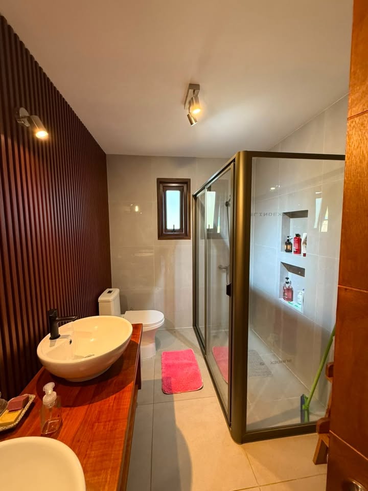 En venta, hermosa casa nueva de 140m2 - foto 7