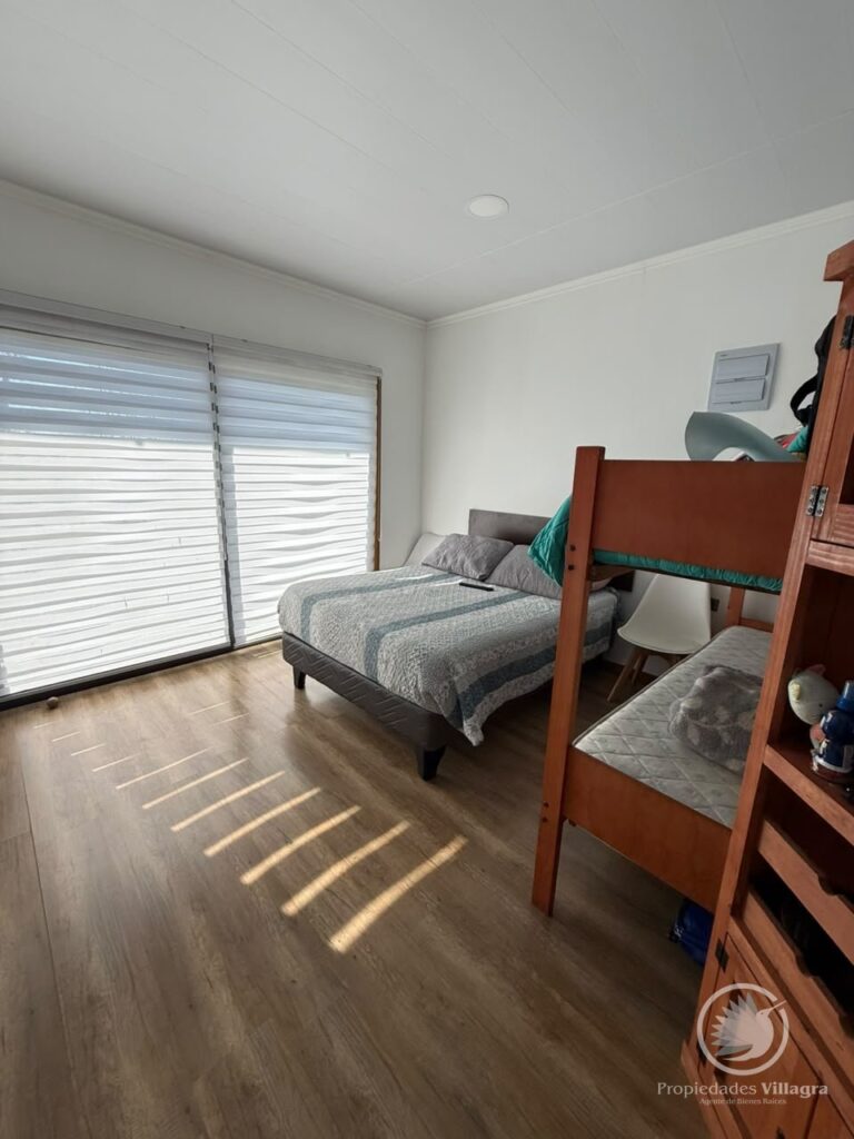 Casa Pucón, condominio Los Riscos (vista Volcán y lago) - Casa pucon los riscos vista volcan lago 25 dormitorio litera