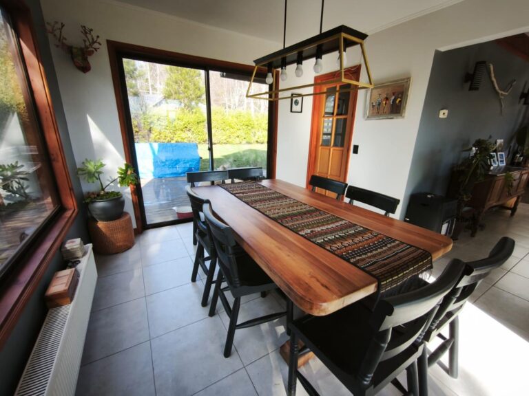 Hermosa Casa Con Vista Al Lago - Casa pucon vistalago 10 cocina lavadero angulo2