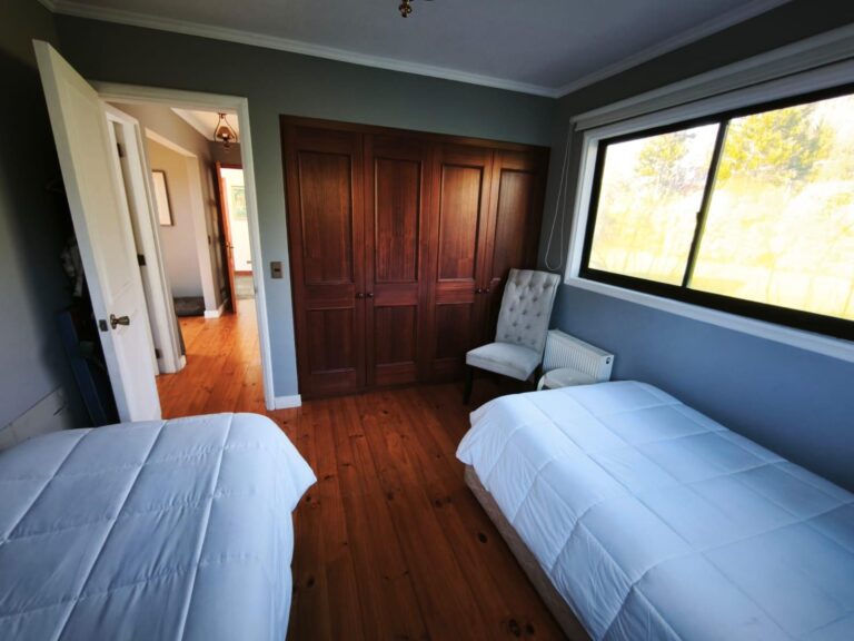 Hermosa Casa Con Vista Al Lago - Casa pucon vistalago 13 dormitorio 2camas closet madera