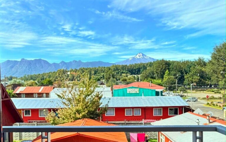 ¡Gran Oportunidad! Amplio e Iluminado Departamento en el Centro de Pucón - Departamento 3d2b centro pucon vista volcan 08 balcon vista centro pucon