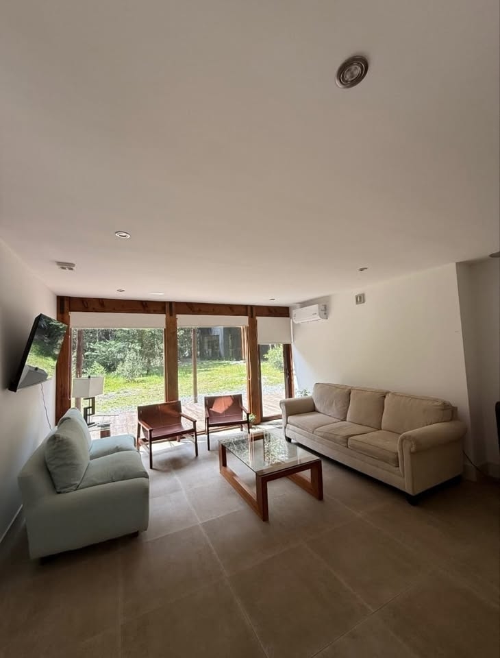 Venta de parcela con acogedora casa en Pucón - Parcela los nevados pucon living
